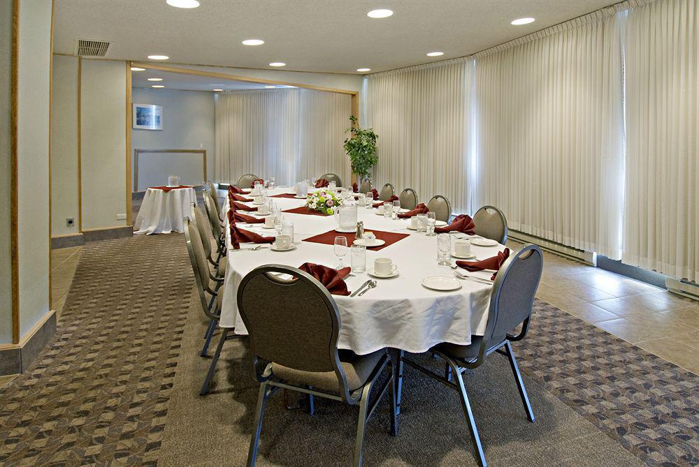 Clarion Lakeside Inn & Conference Centre Kenora Facilities photo